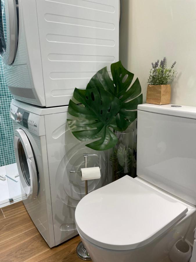 Julia'S Garden Apartment Cuarte de Huerva Екстериор снимка
