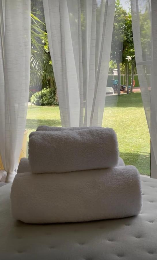 Julia'S Garden Apartment Cuarte de Huerva Екстериор снимка