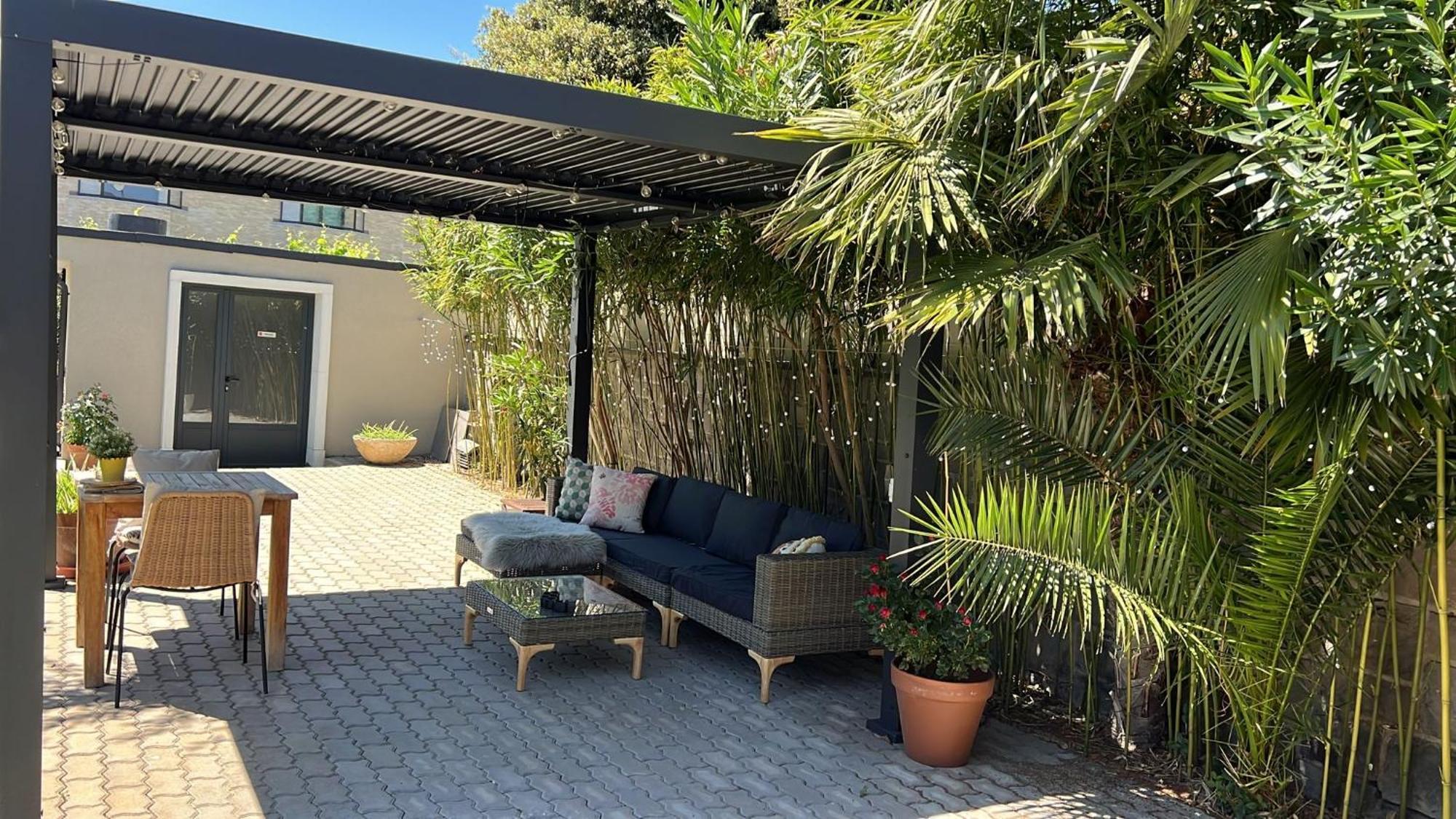 Julia'S Garden Apartment Cuarte de Huerva Екстериор снимка