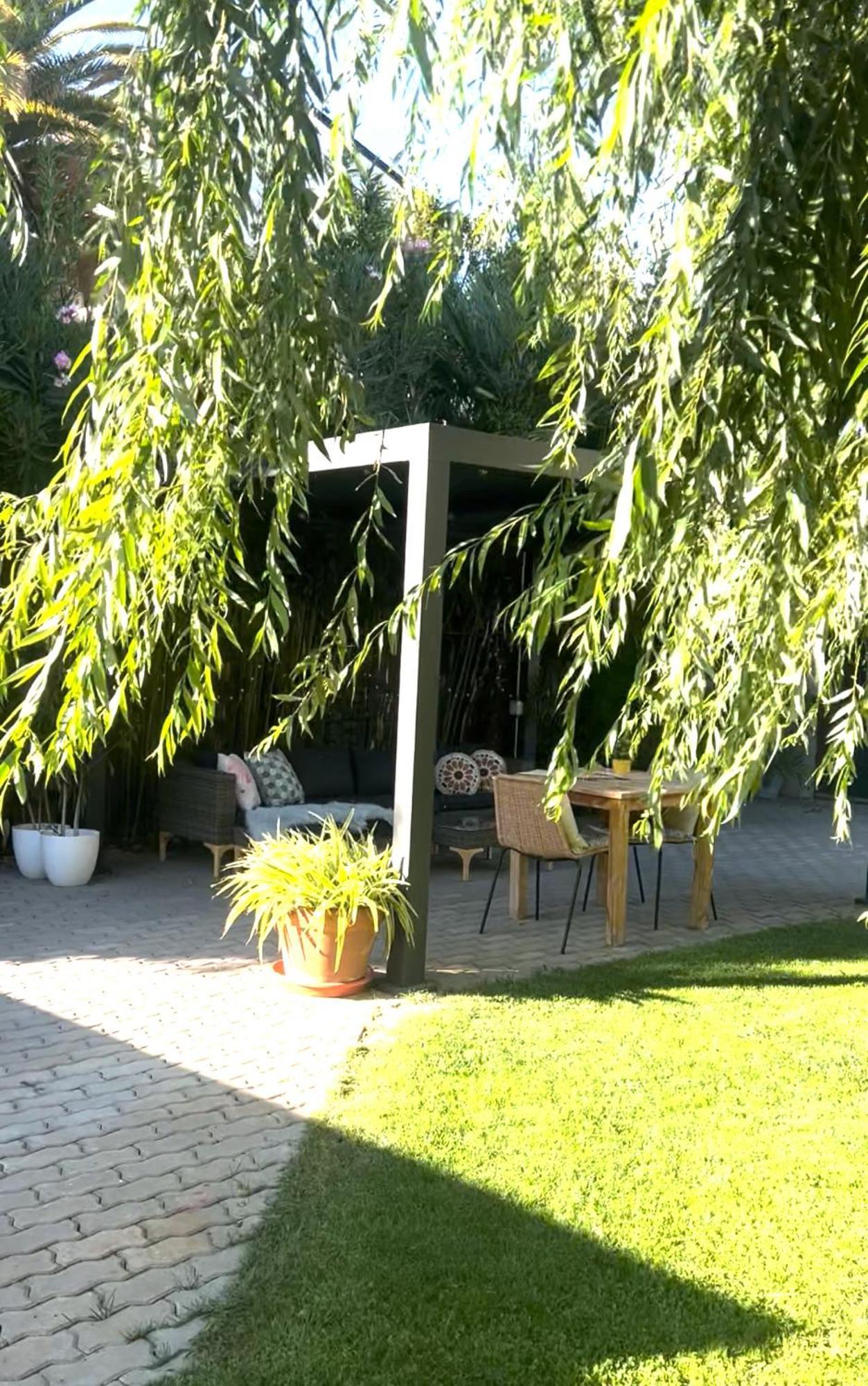 Julia'S Garden Apartment Cuarte de Huerva Екстериор снимка